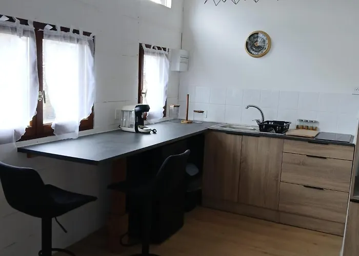 Domaine De Lasfonds Bed & Breakfast