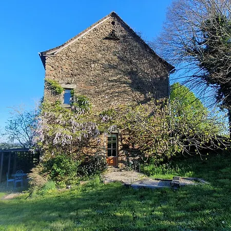 Domaine De Lasfonds Bed and Breakfast Rieupeyroux (Aveyron)