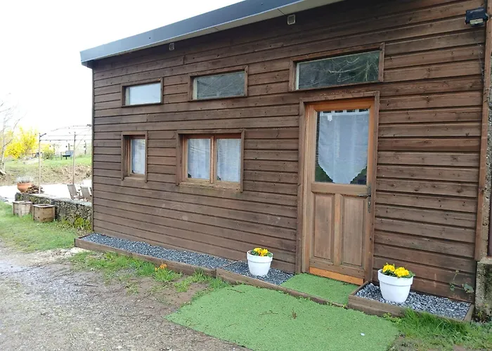 Domaine De Lasfonds Bed and Breakfast